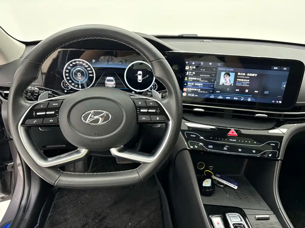 HYUNDAI MISTRA 2021