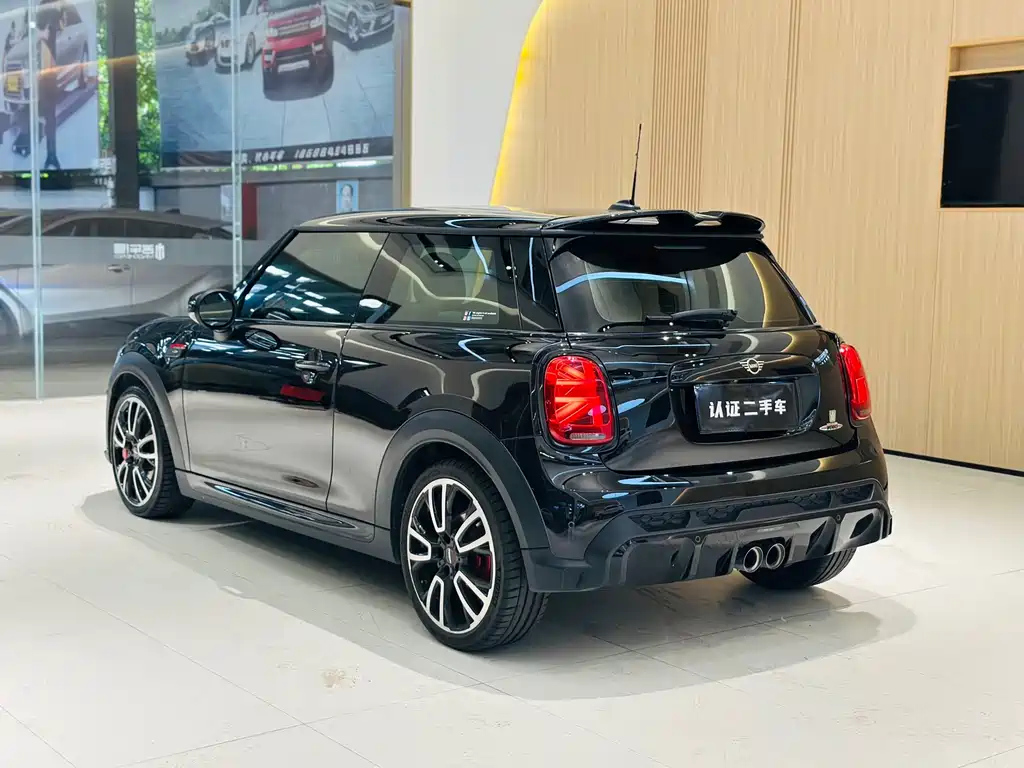 MINI JCW 2022