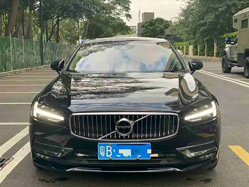VOLVO S90 2020