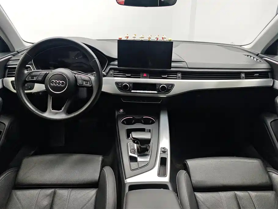 AUDI A4L 2020