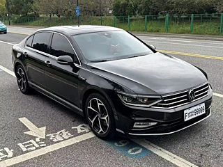 VOLKSWAGEN MAGOTAN 2023