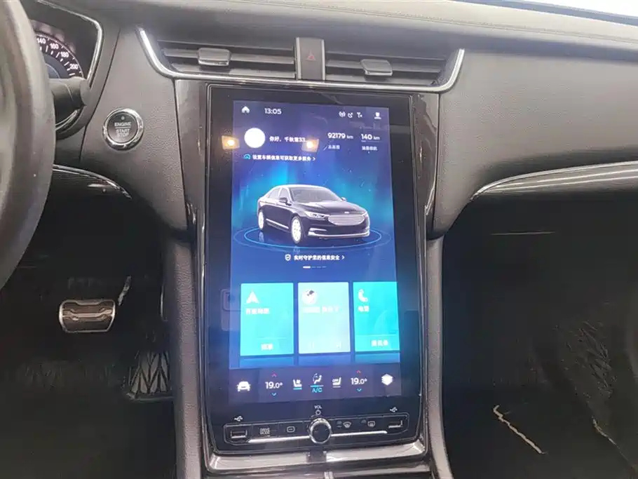 FORD TAURUS 2019