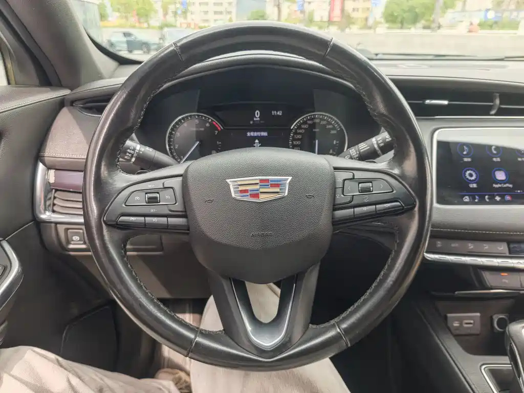 CADILLAC XT4 2019