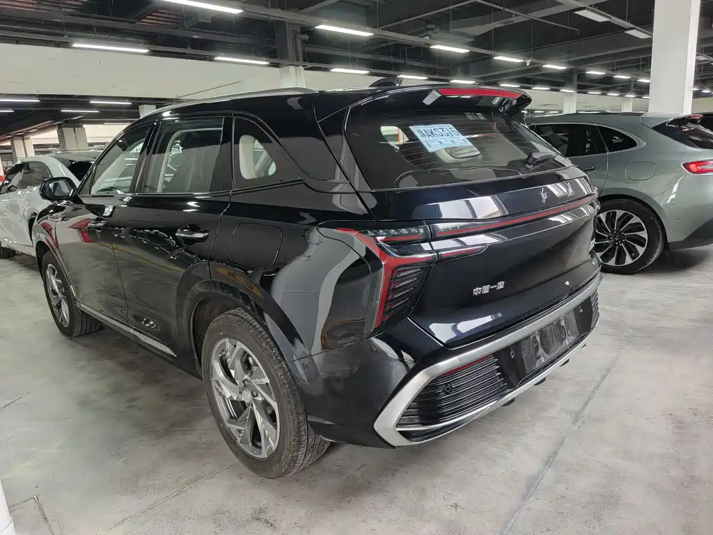 HONGQI HS3 PHEV 2024