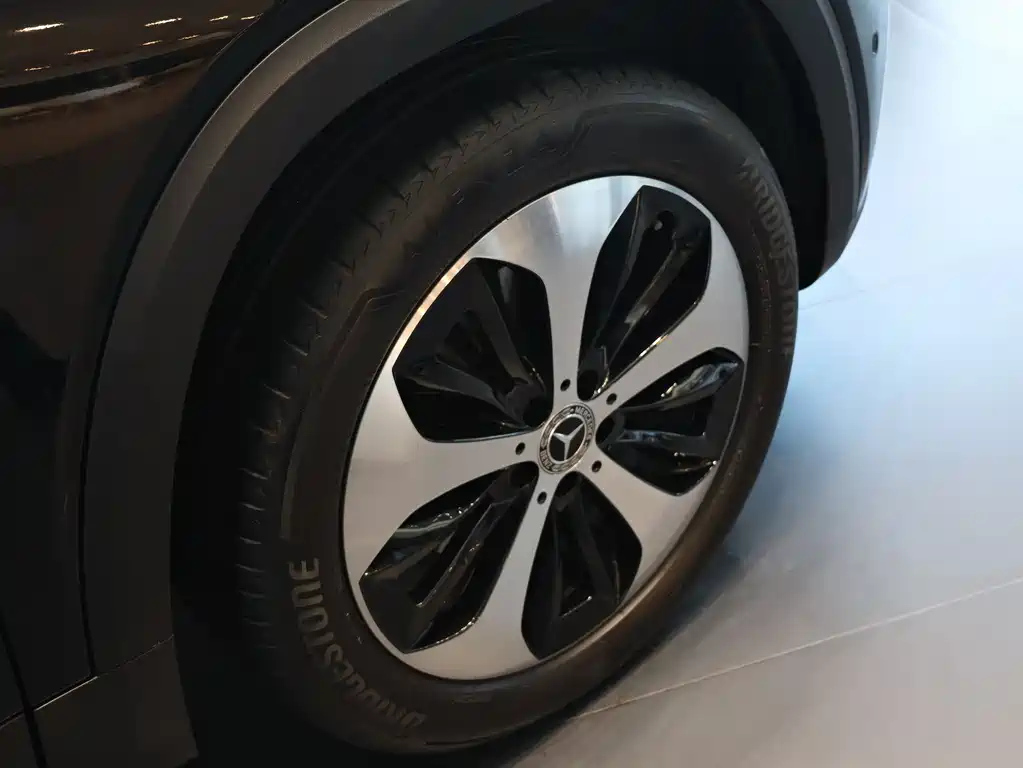 MERCEDES BENZ GLB 2022