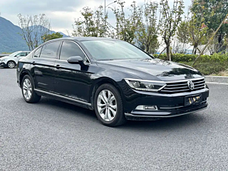 VOLKSWAGEN MAGOTAN 2019