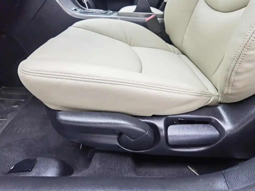 MAZDA MAZDA6 2012