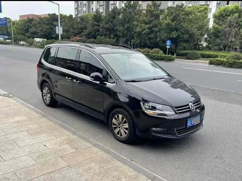 VOLKSWAGEN SHARAN 2015