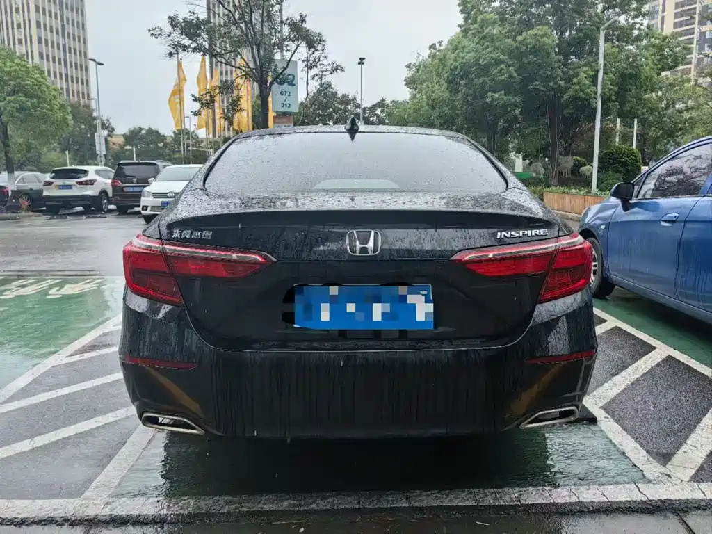 HONDA INSPIRE 2020