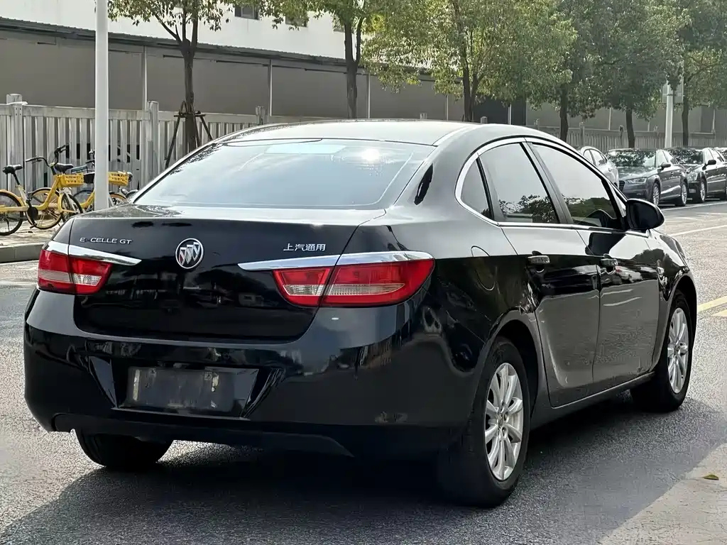 BUICK EXCELLE 2012