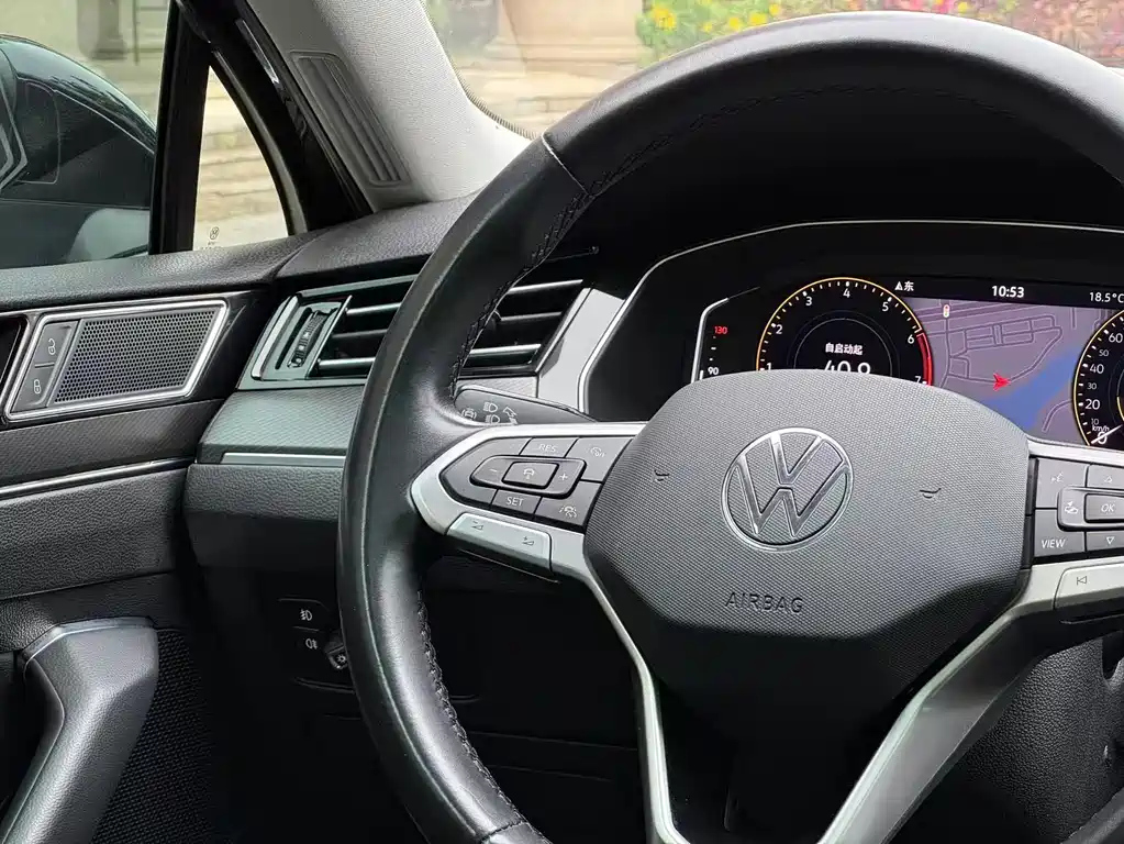 VOLKSWAGEN MAGOTAN 2021