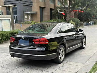 VOLKSWAGEN PASSAT 2013