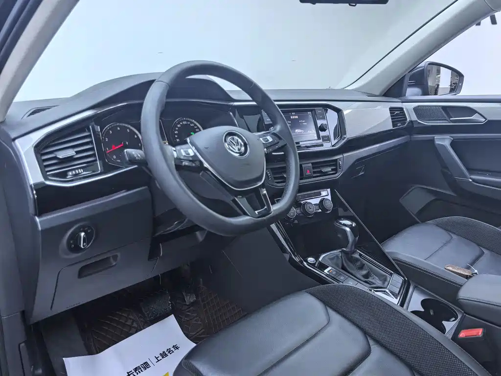 VOLKSWAGEN TAYRON 2019