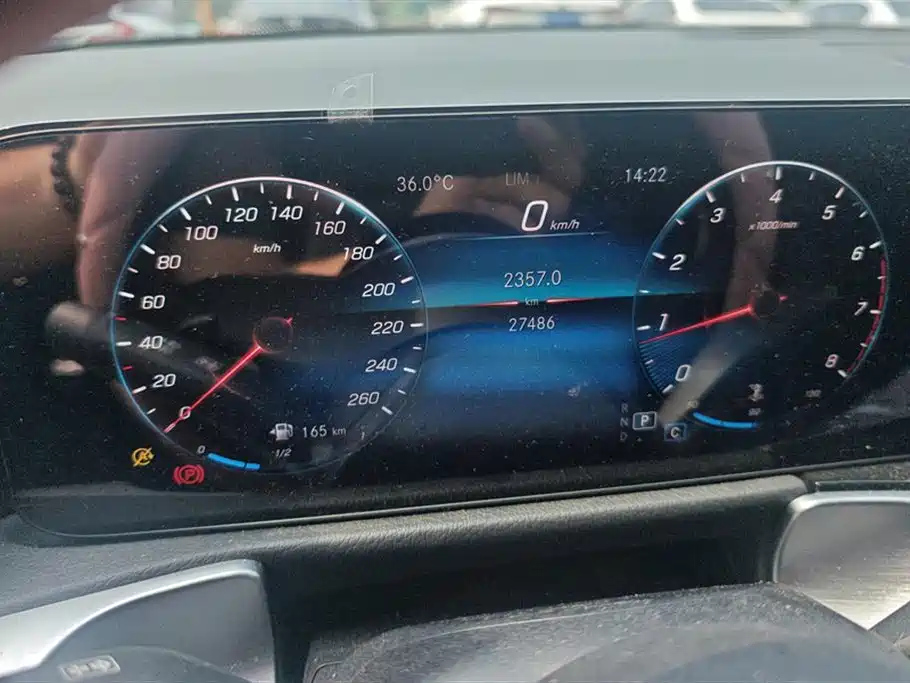 MERCEDES BENZ GLB 2022