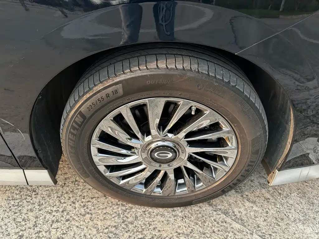 TRUMPCHI M8 2023
