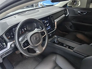VOLVO V60  2021 YEAR B4  DELUXE EDITION 2021