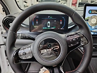 BYD E2  2023 YEAR LUXURY 2023