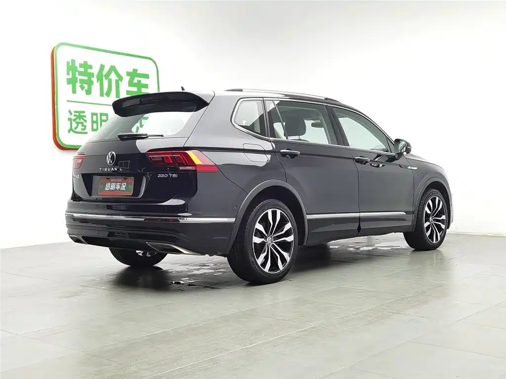 VOLKSWAGEN TIGUAN L 2021