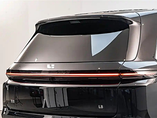 LI AUTO L8  2025 YEAR MAX INTELLIGENT  EDITION 2025