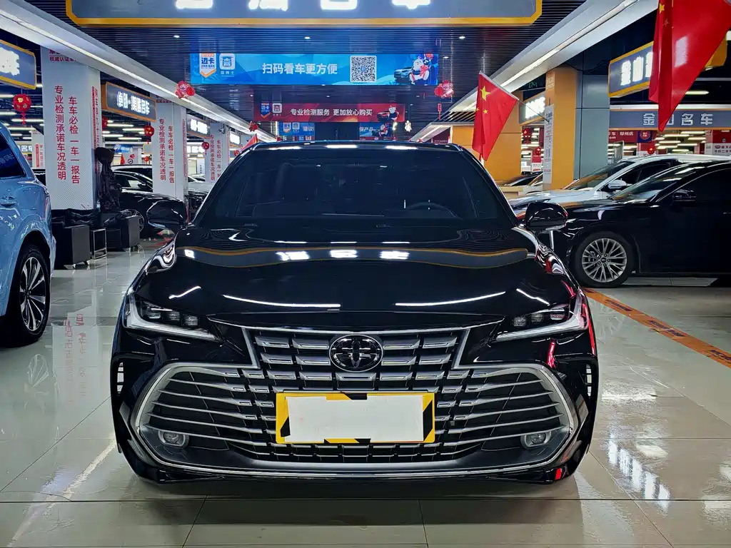 TOYOTA AVALON 2025