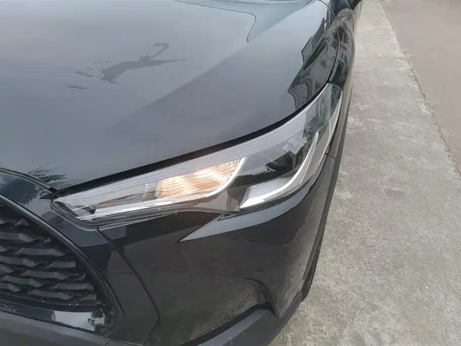 TOYOTA COROLLA CROSS 2023