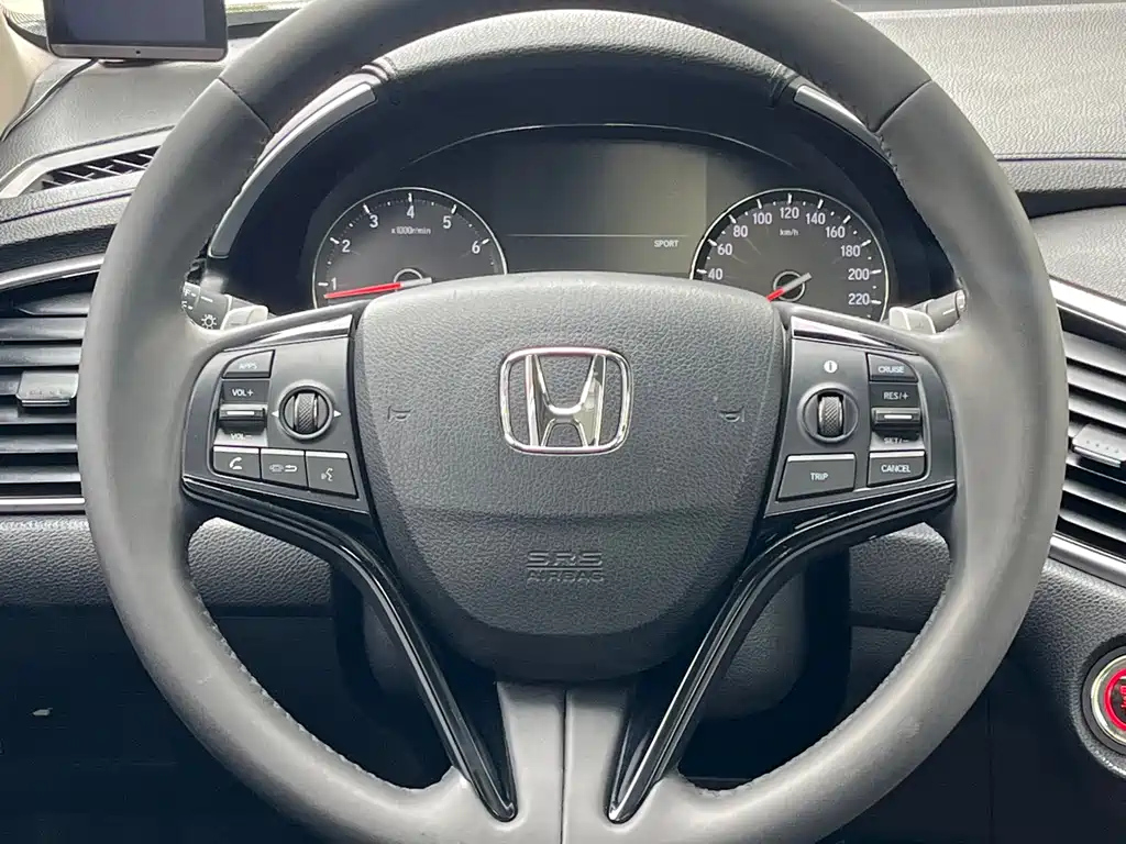 HONDA AVANCIER 2017