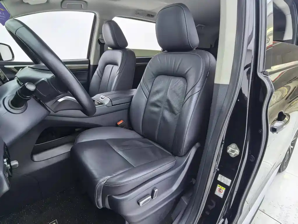 TRUMPCHI M8 2021