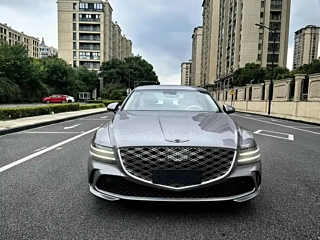 GENESIS G80  2024