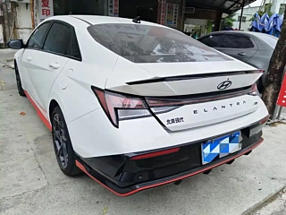 Заказать HYUNDAI ELANTRA