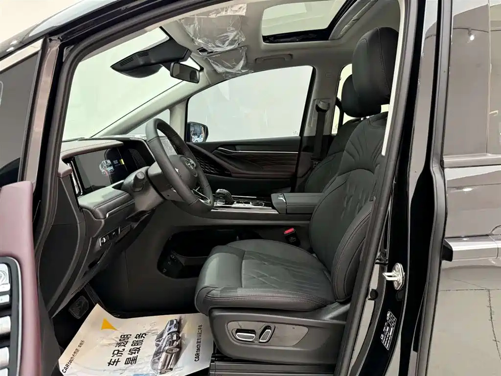 TRUMPCHI M8 2025