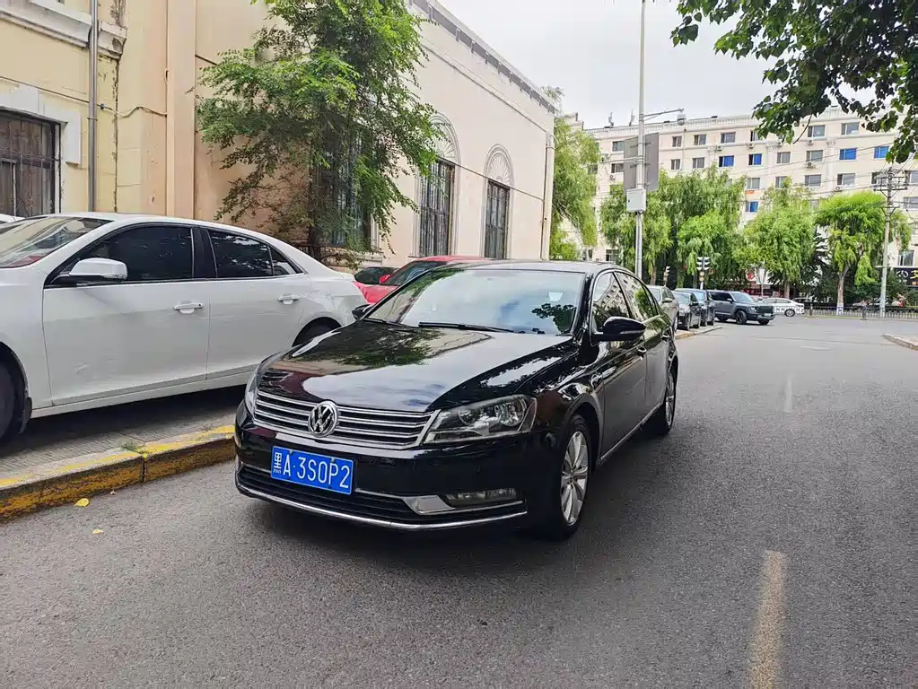 VOLKSWAGEN MAGOTAN 2016
