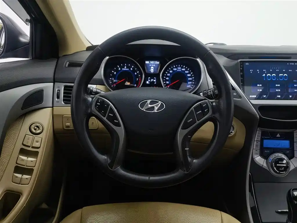 HYUNDAI ELANTRA 2013