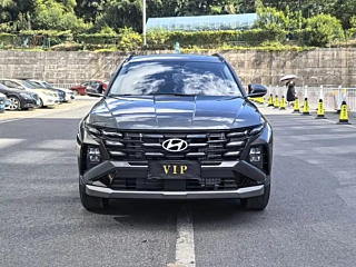 Заказать HYUNDAI TUCSON