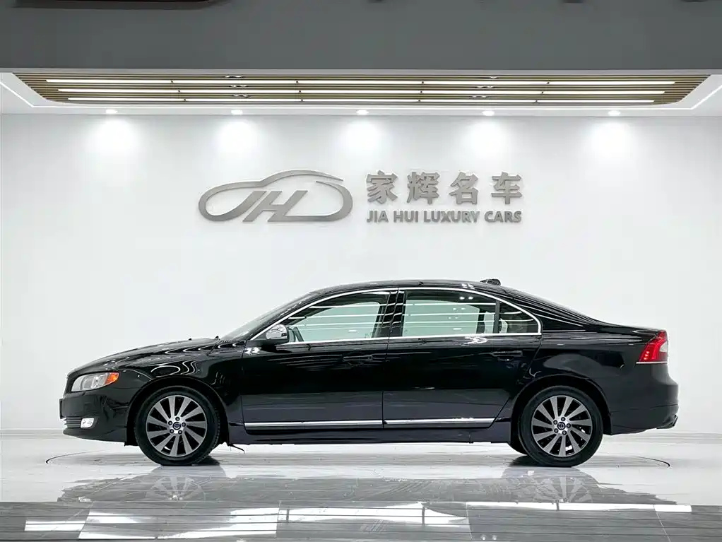 VOLVO S80L 2015