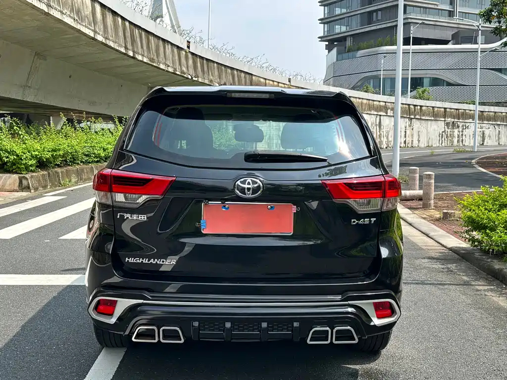 TOYOTA HIGHLANDER 2018