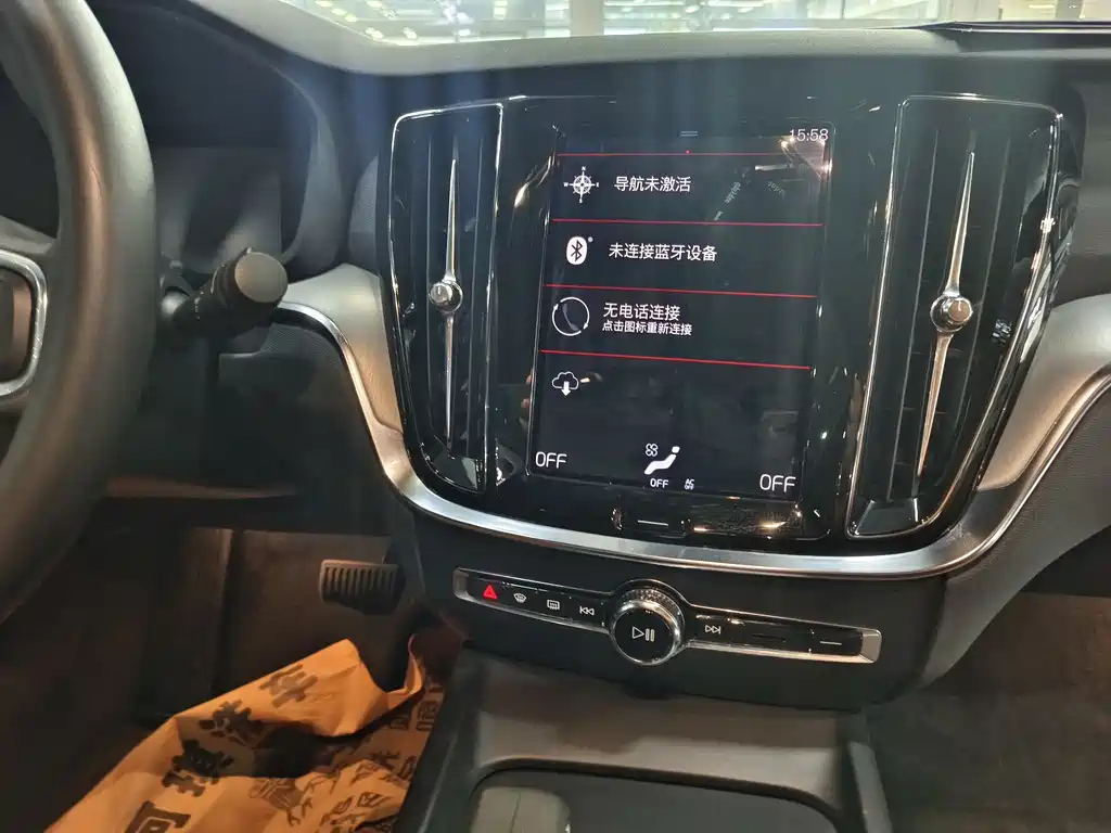 VOLVO S60 2022