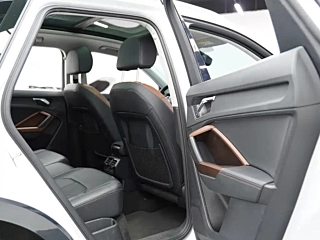 AUDI Q3  2021 YEAR 35 TFSI  EDITION 2021