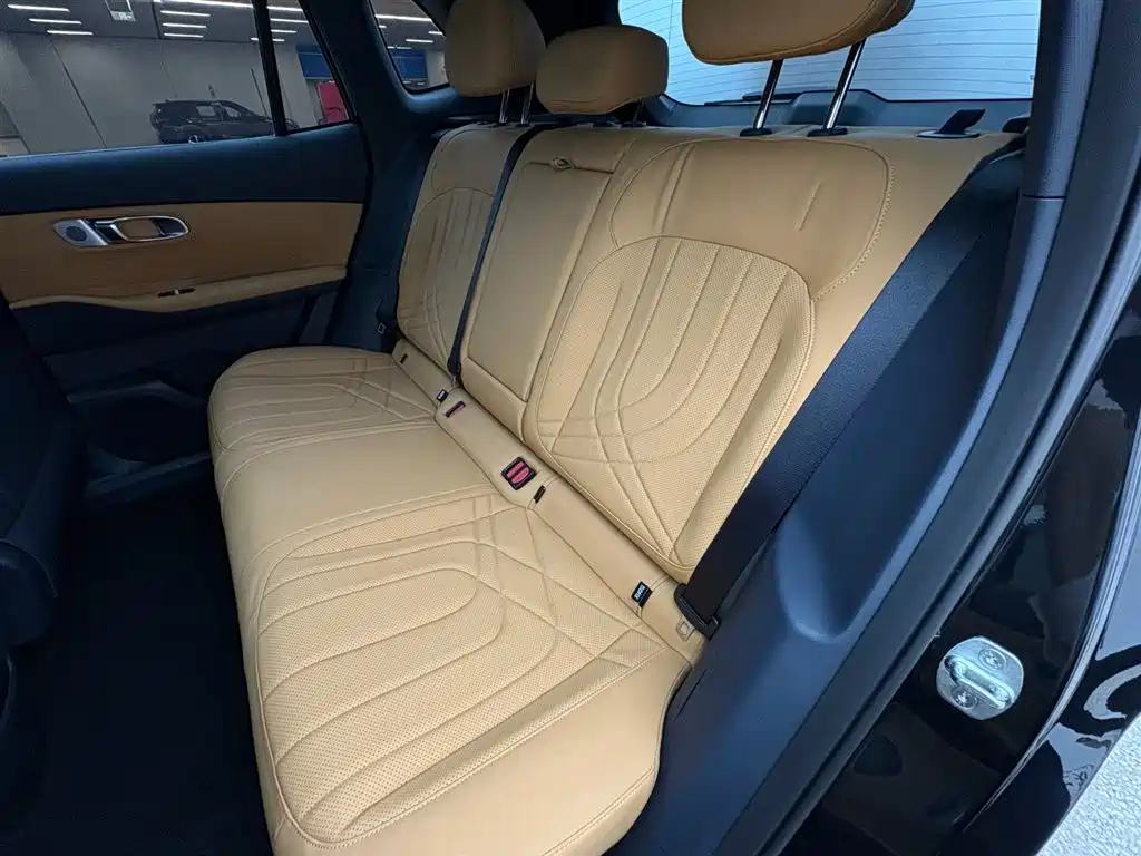 GEELY GALAXY GALAXY STARSHIP 7 EM-I 2025