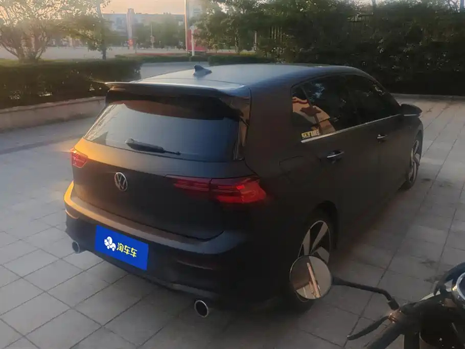 VOLKSWAGEN GOLF GTI 2022