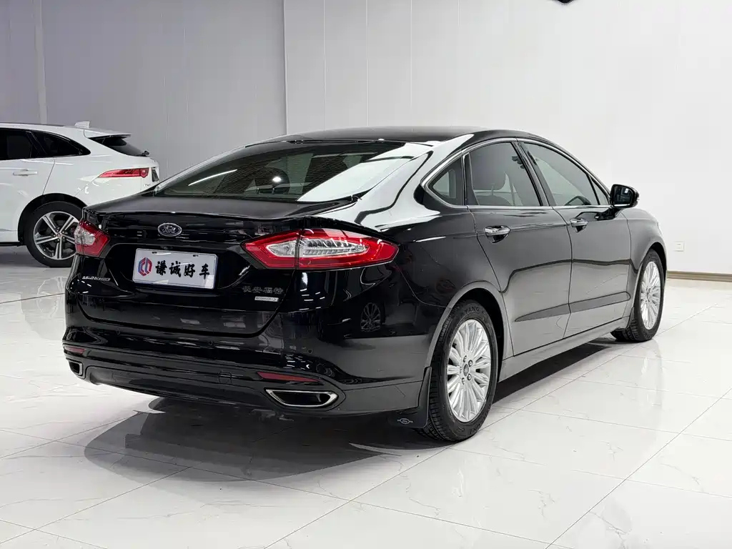 FORD MONDEO 2015