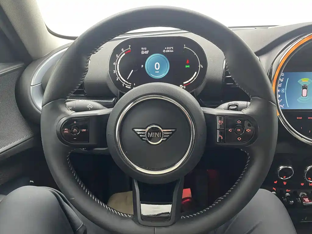 MINI CLUBMAN 2021