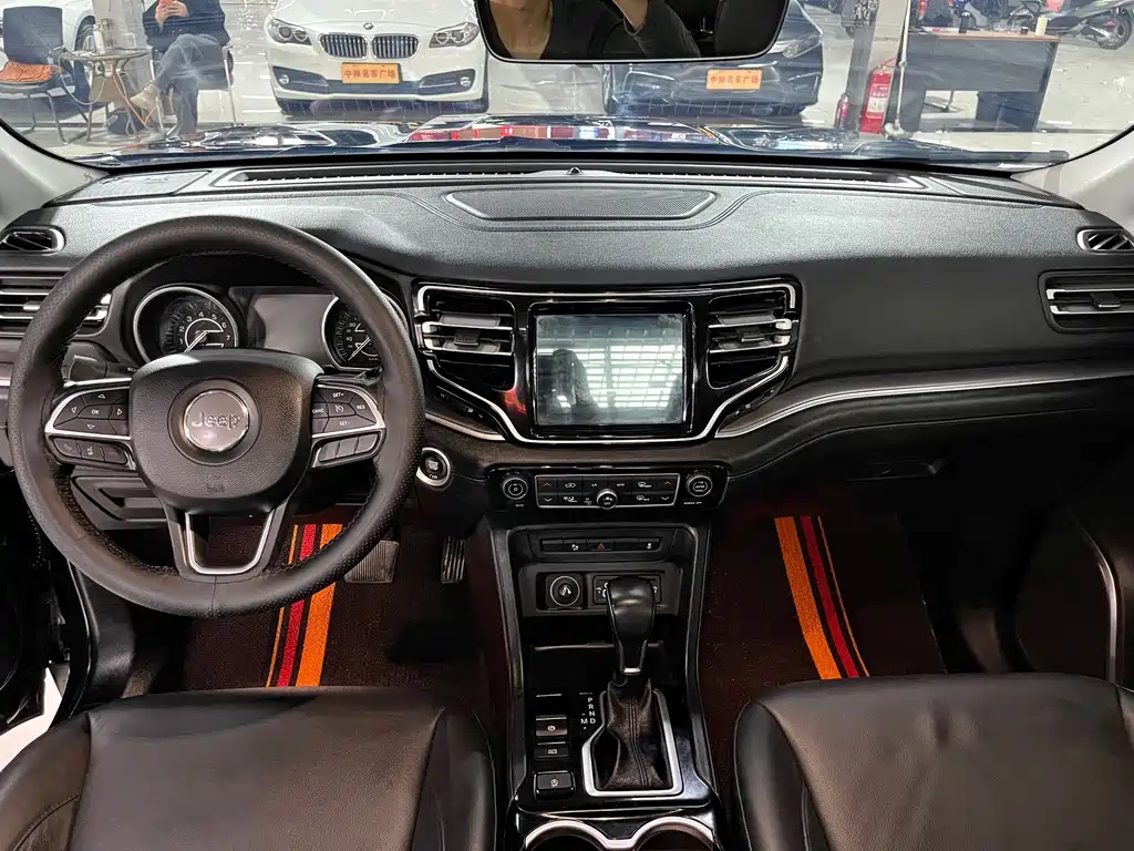 JEEP BIG 指挥官 2020