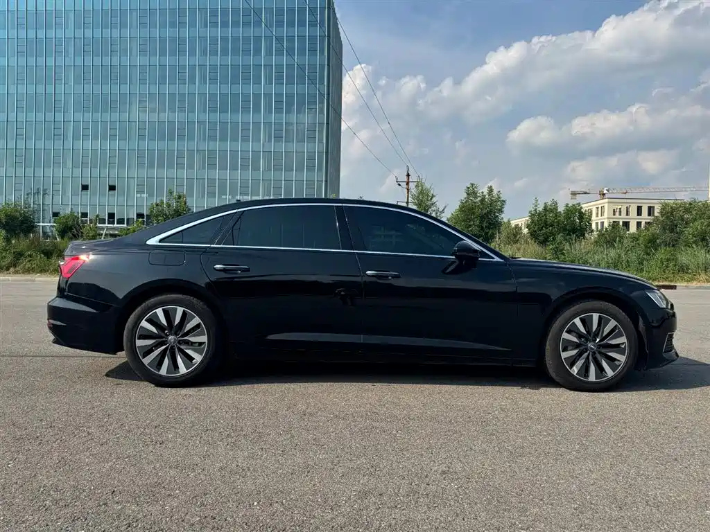 AUDI A6L 2020