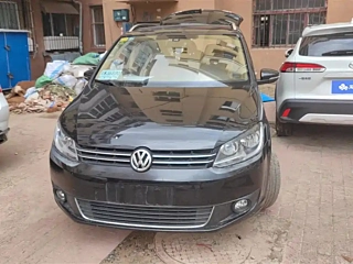 VOLKSWAGEN TOURAN 2013