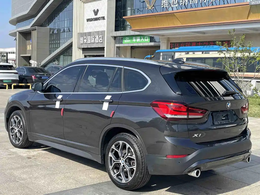 BMW X1 2021