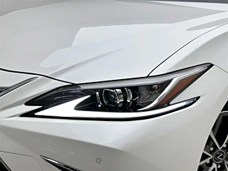 LEXUS ES  2022 YEAR 300H EXCELLENCE 2022