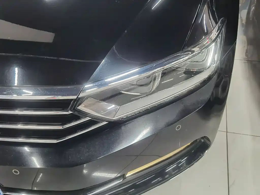 VOLKSWAGEN MAGOTAN 2018