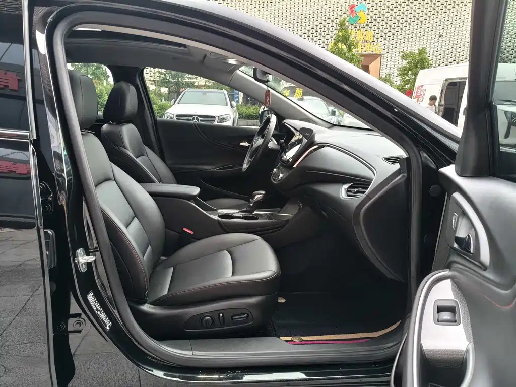 CHEVROLET MALIBU XL 2023