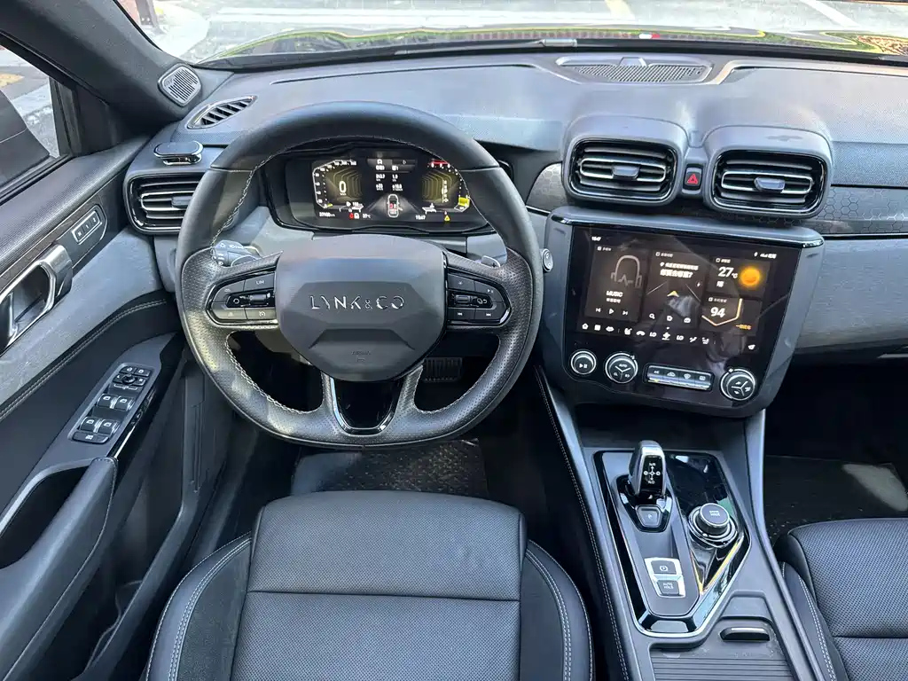 LYNK&CO 02 HATCHBACK 2022