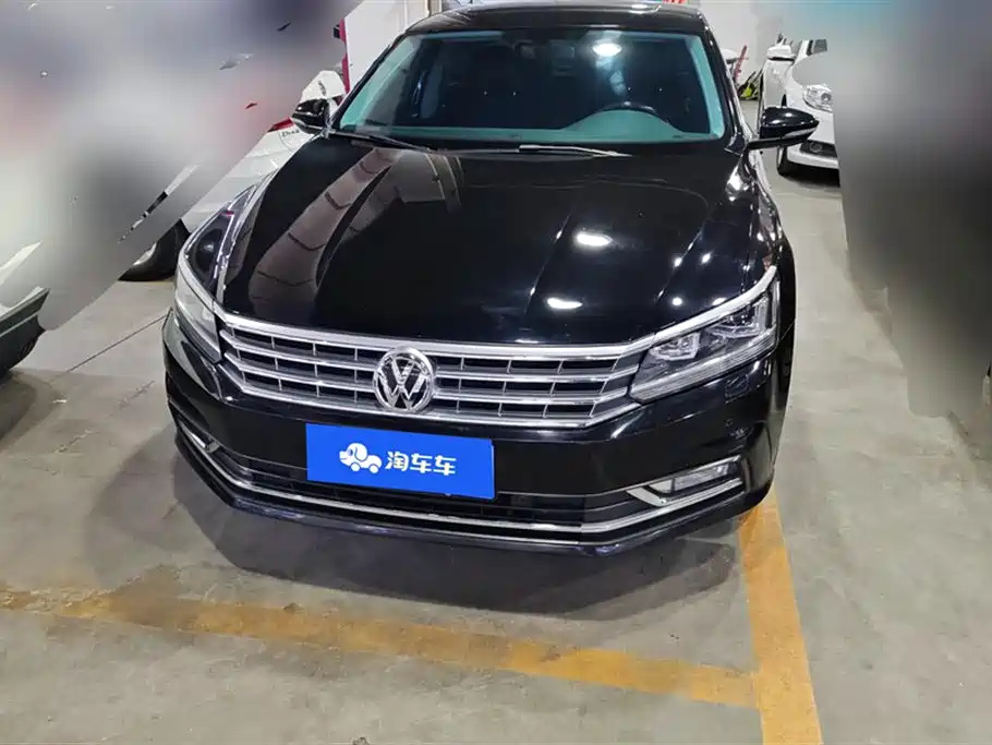 VOLKSWAGEN PASSAT 2017